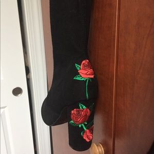 NWOT Wild Diva Over The Knee Black Boots Size 8